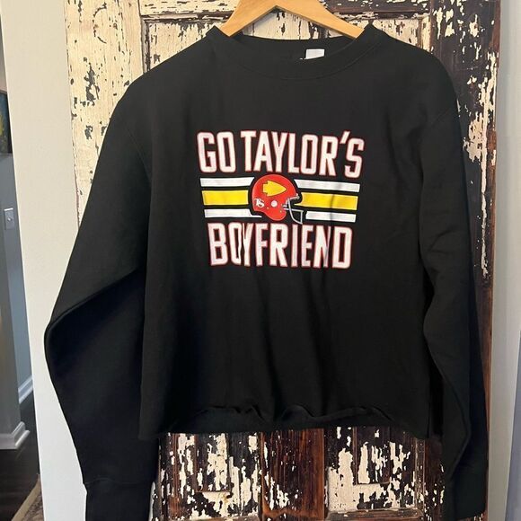 NWOT Taylor Swift Funny Go Taylor’s Boyfriend! TS knockoff Kansas City. Size S - Picture 1 of 8